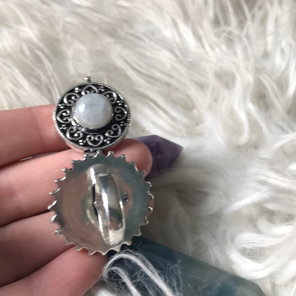 Poison / Pill Box Stash Locket Ring - Picture 6 of 8